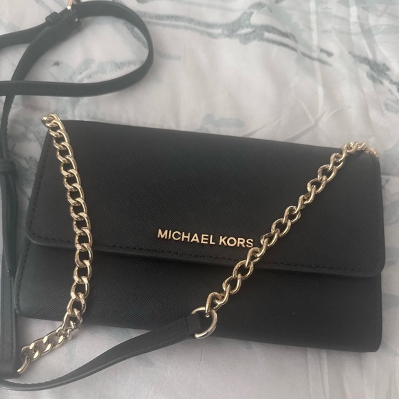 MICHAEL Michael Kors Women's Jet Set Crossbody Leather - Picture 1 of 7